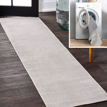 Twyla Classic Solid Low-Pile Machine-Washable Area Rug